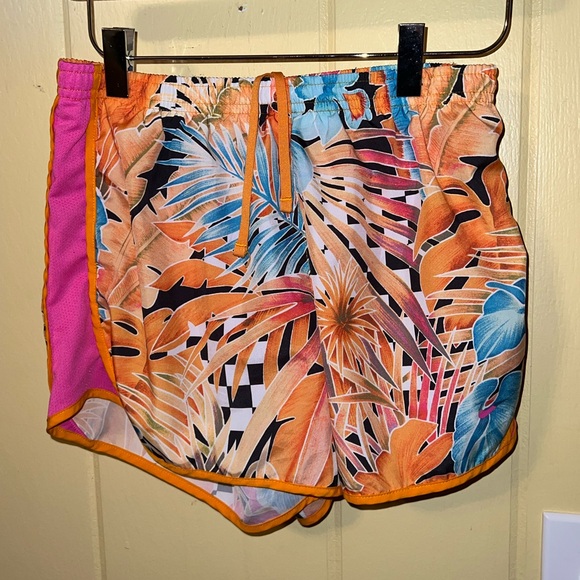 Nike Dri Fit Tropical Orange Pink Floral Print Activewear Workout Shorts Size XL - Picture 3 of 8